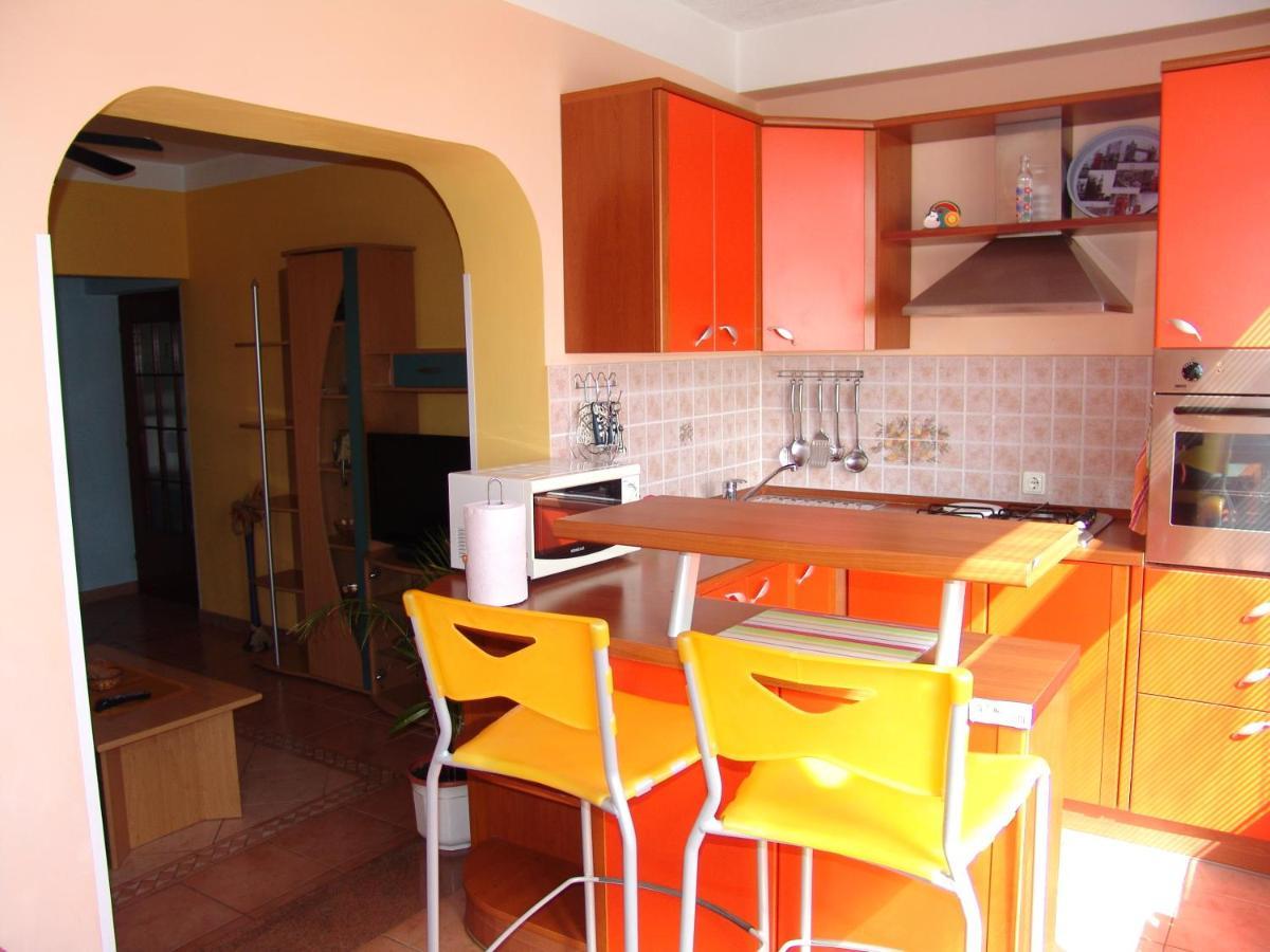 Apartments Bozica Krk Town Exterior photo