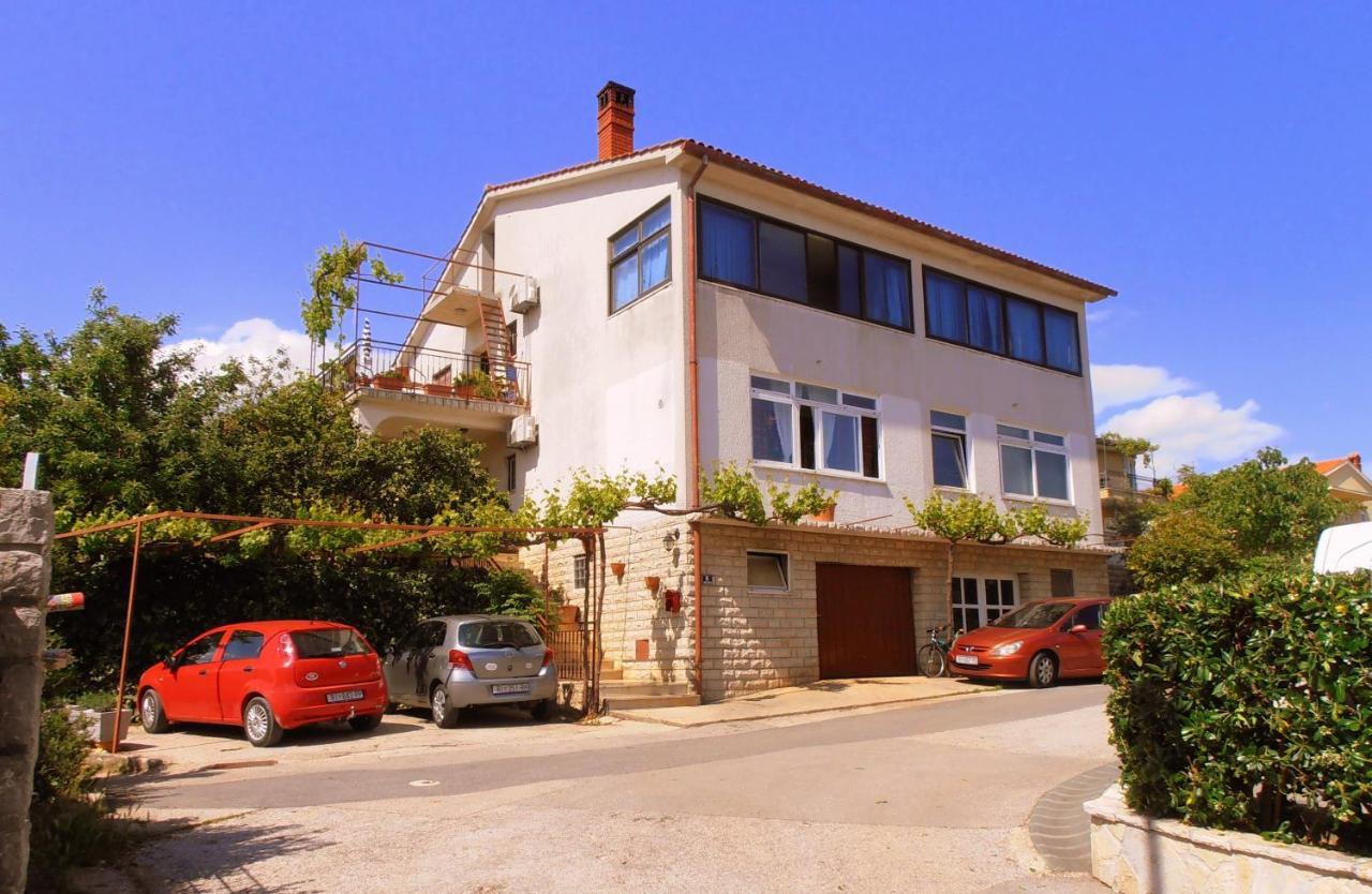 Apartments Bozica Krk Town Exterior photo